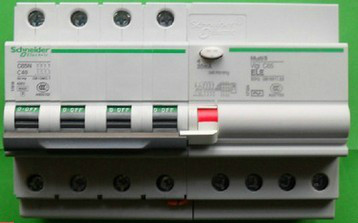 Schneider/施耐德微型断路器（小型断路器）C65LE C50A 1P+N施耐德小型断路器